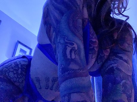 Jen Flats_ onlyfans star