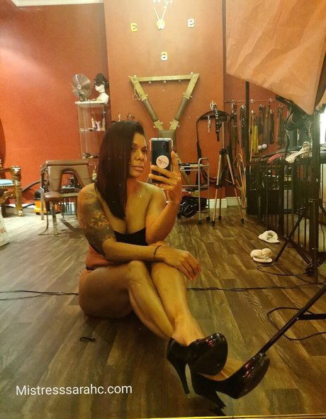 mistresssarahcc naked onlyfans leaks
