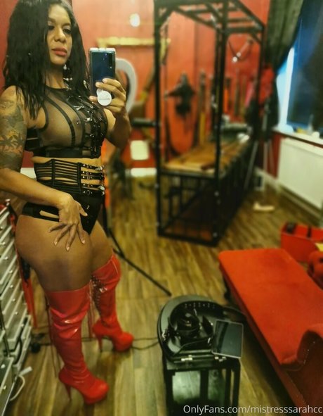 mistresssarahcc nude leaks onlyfans