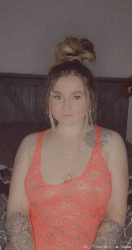 Claudia Lussier onlyfans leaked pics