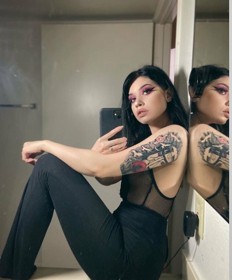 Kaleshell onlyfans strip tease