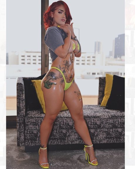 Lilie Leahndra only fans nudes