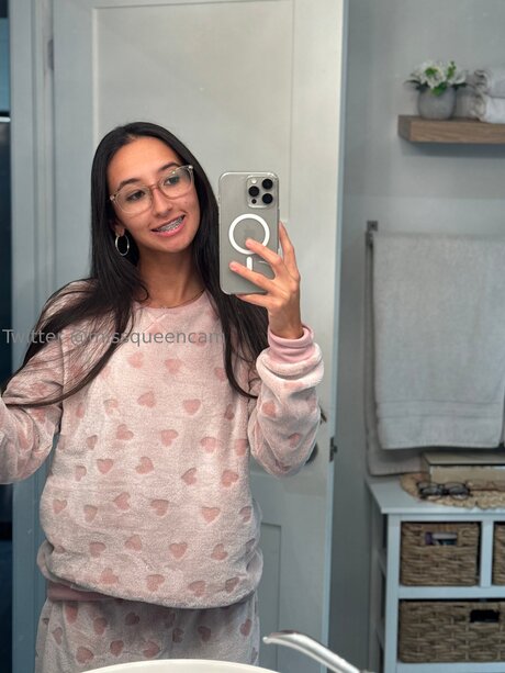 Officiallyraine leaked onlyfans pictures