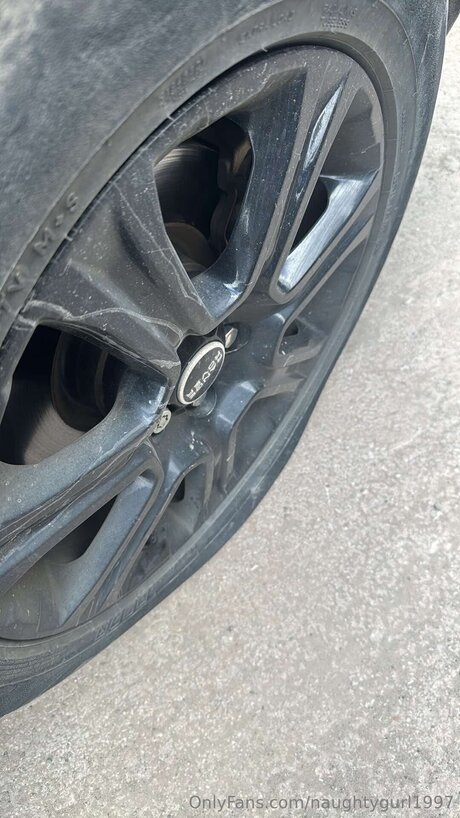 Naughtygurl1997 only fans xxx