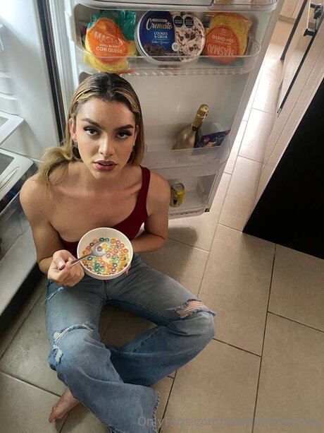 Mariiahneedless onlyfans leaked pictures