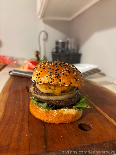 Leahwbrooke leaked onlyfans content