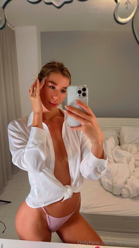 Heyhorny nsfw onlyfans