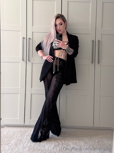 Kimjudge ass onlyfans