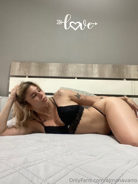 Almanavarro leaked nudes onlyfans