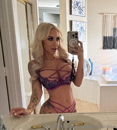 Danaemarifree onlyfans images