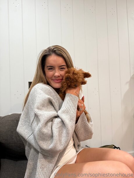 Sophiestonehouse only fans pictures