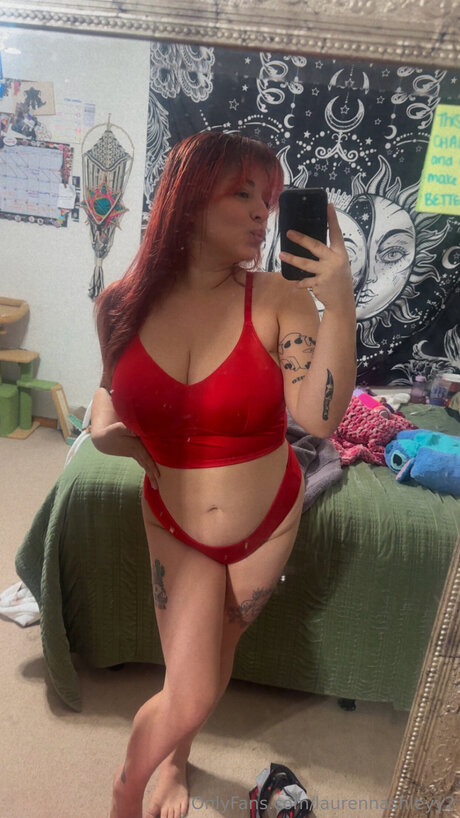 Laurennashleyy2 onlyfans page
