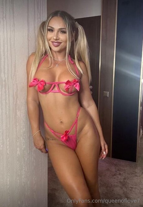 Queenoflove7 onlyfans nude pics