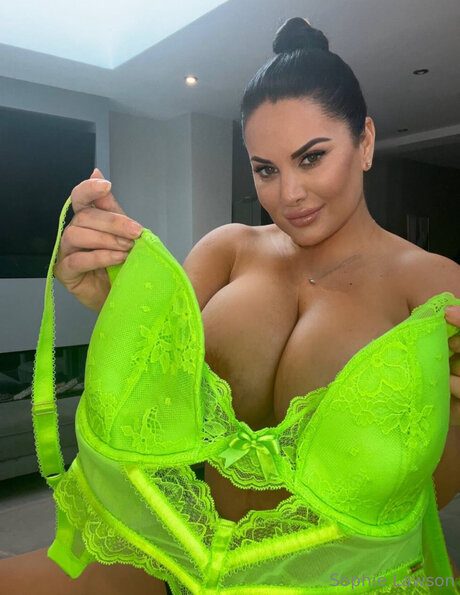 Sophie Lawson X onlyfans leaks nudes