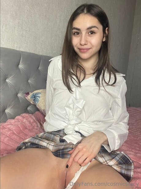 Cosmicstacy onlyfans for free