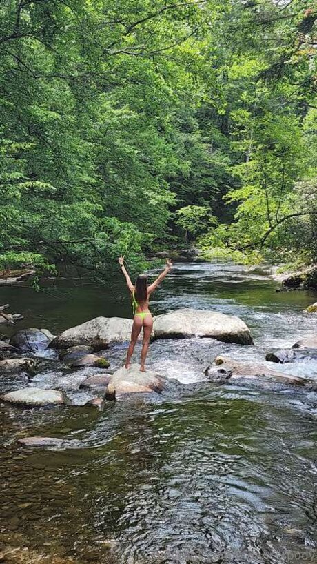 Fitdancerbody feet onlyfans