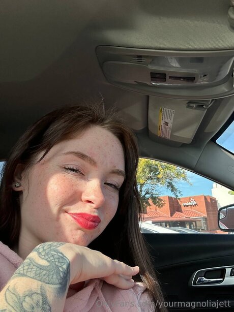 Yourmagnoliajett onlyfans explicit content