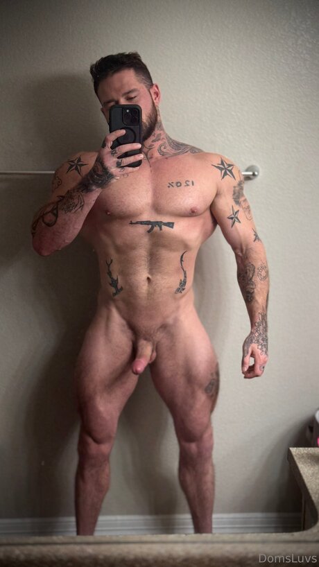 Domsluvz topless onlyfans