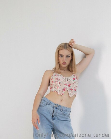 Ariadne Tender onlyfans de