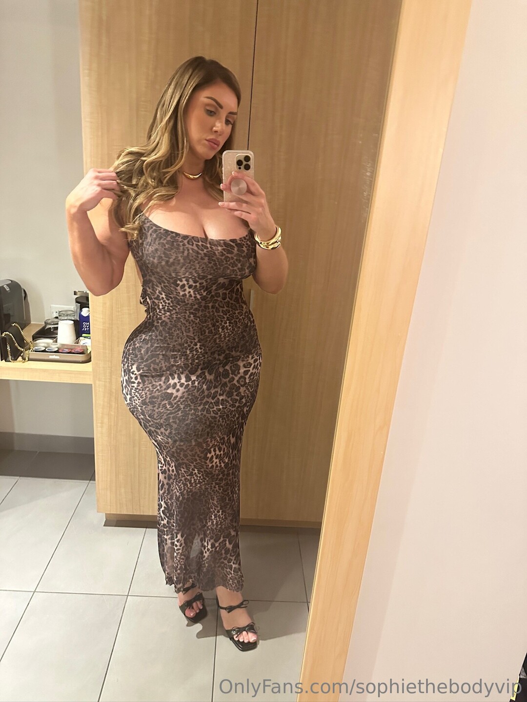 Sophiethebodyvip onlyfans leaj