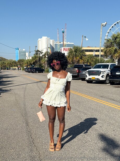 Ebonybuttspremium onlyfans xxx