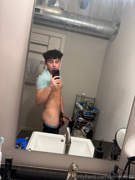 Kenslife89 naked only fans