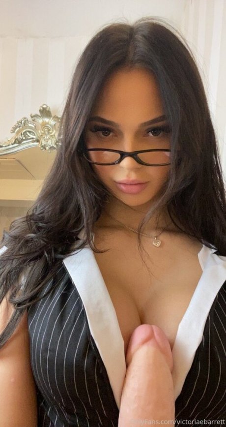 Victoria barrett onlyfans naked