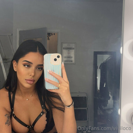 Vida Mochaa onlyfans model