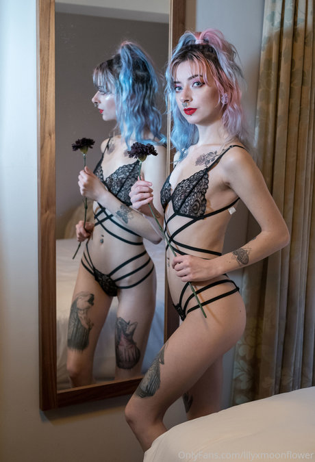 Lily Moonflower_ onlyfans leak nudes