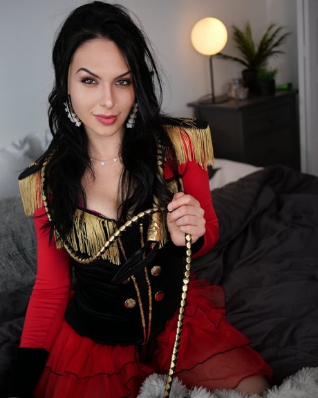 big tits riding onlyfans sex selfie