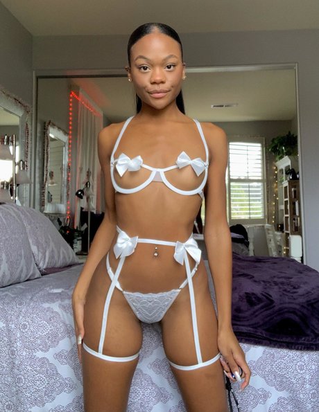 Karlie K onlyfans sextape leak