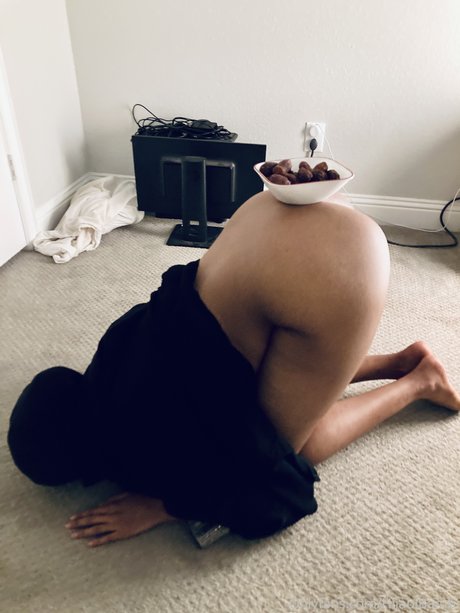 Hijabi Bambi onlyfans sex