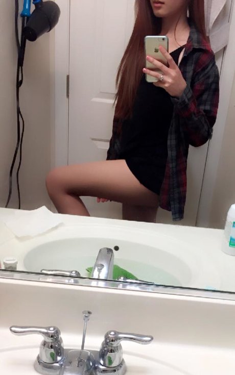 _Nancy Tran nude onlyfans leak