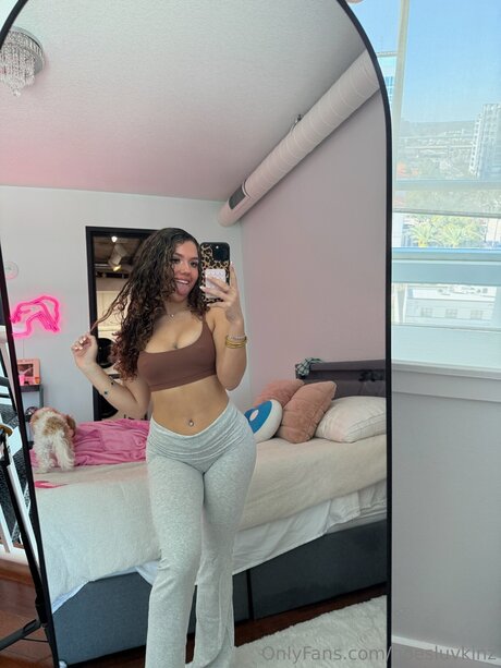 Hoesluvkinz onlyfans public photos