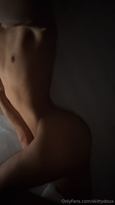 Skittydoux onlyfans explicit content
