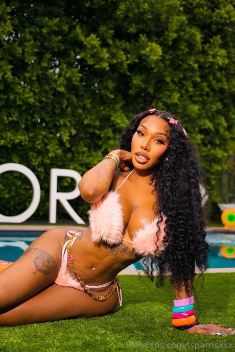 Tsparrisxxx topless onlyfans