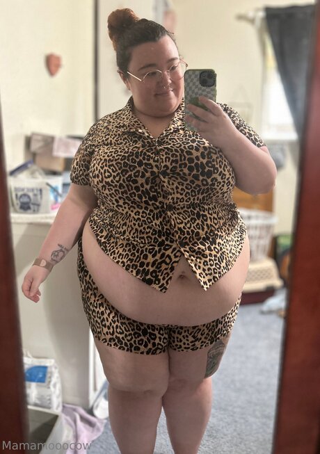 Mamamooocow nude onlyfans leak