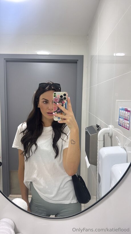Katieflood onlyfans leaked tits