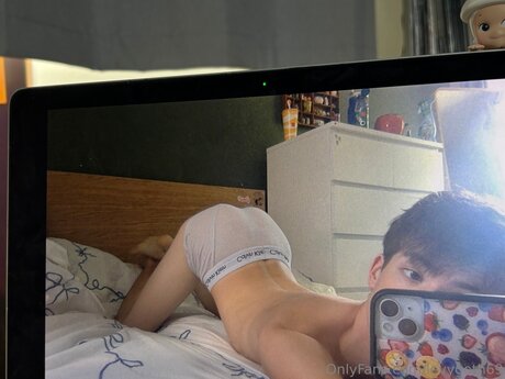 Levygoth69 onlyfans leakes