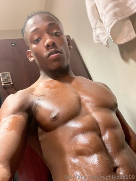 Mightydee100 onlyfans de