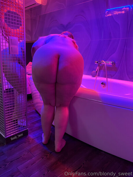 Blondy Sweet sexy onlyfans
