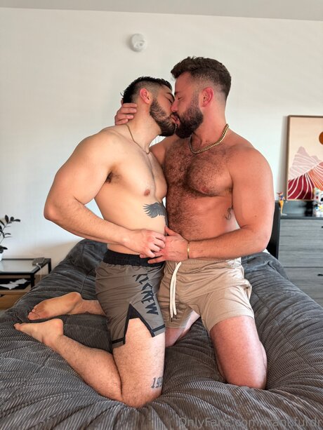 Frankfurdr onlyfans nude content