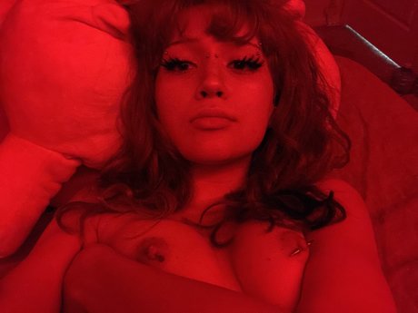 FreakinJulz onlyfans leaks