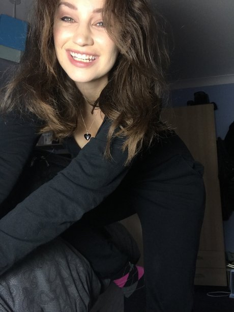 Miss Kl_ nude onlyfans pics