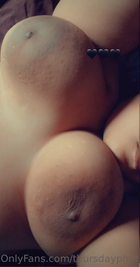 Headlessthurs onlyfans tits