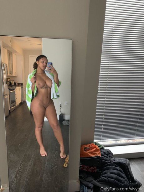 Vivyen Turrini onlyfans sex