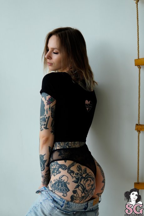 Tattooed Russian onlyfans leaks nude