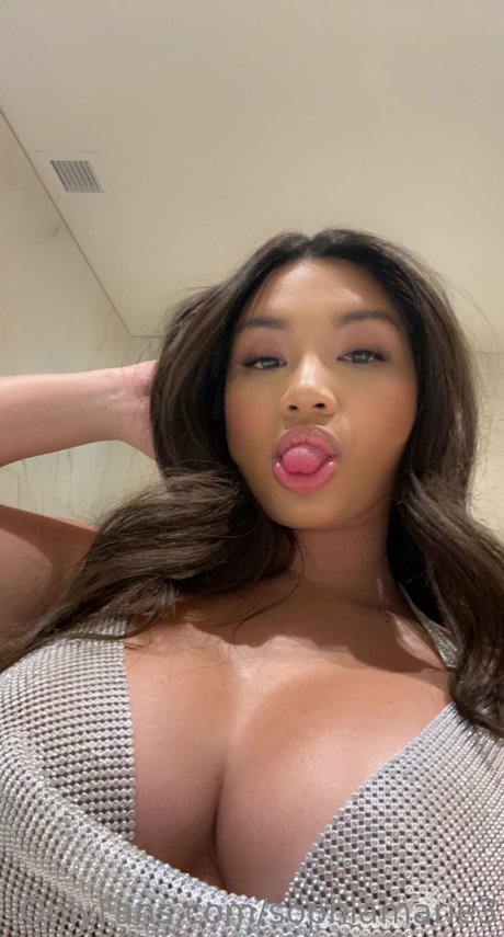 Sophia Malonzo onlyfans naked