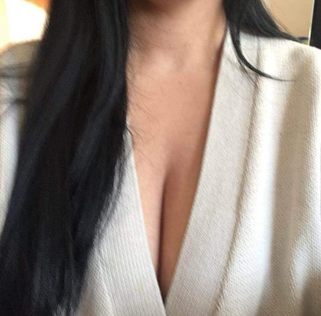 Alva Alvares only fans nude leaks