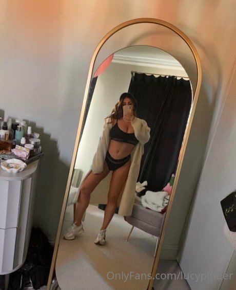 Lucy Pinder leaked onlyfans xxx